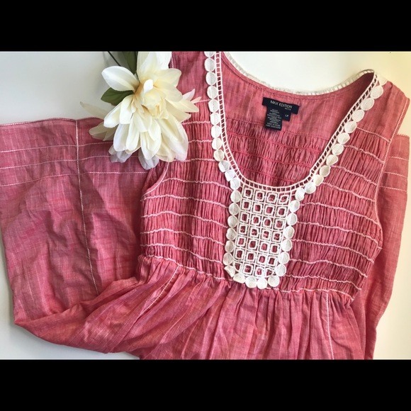 Max Edition Dresses & Skirts - Max Edition Seersucker Dress